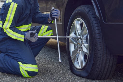 Chevrolet 24 emergency service : maintenance