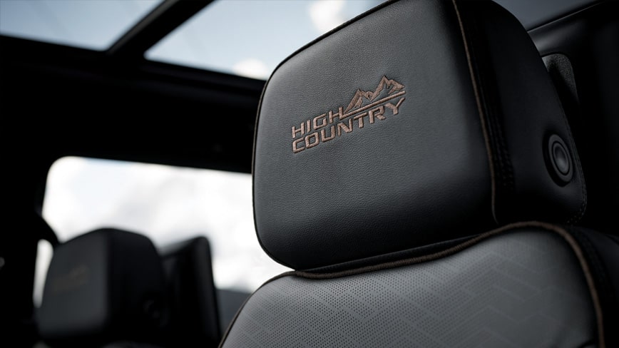 2022 Chevrolet tahoe Design: Interior Headrest High Country Logo Sticking