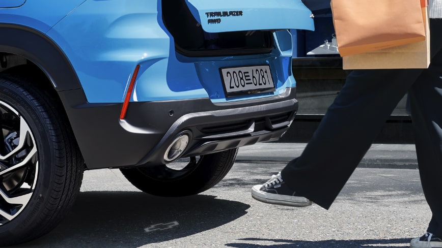 2025 Chevrolet trailblazer Photography: Power Lift Gate