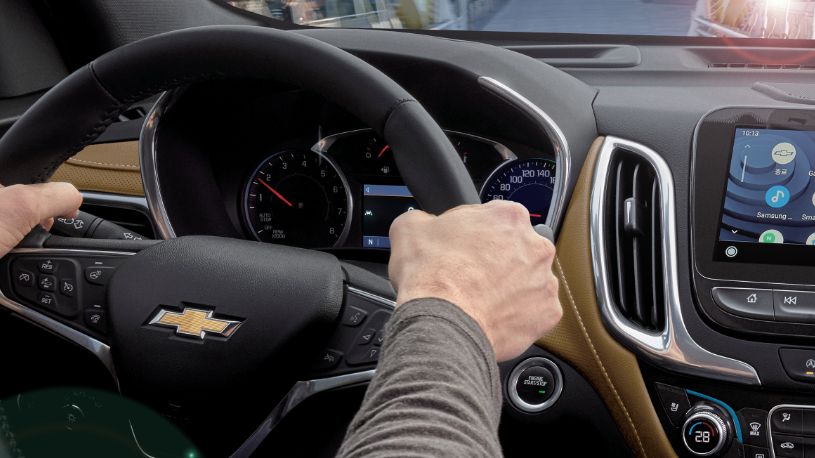 2022 Chevrolet Equinox Photography: Steering wheel